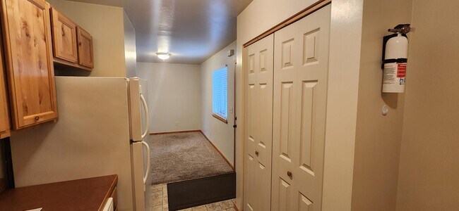 81 10th St in Belgrade, MT - Building Photo - Building Photo