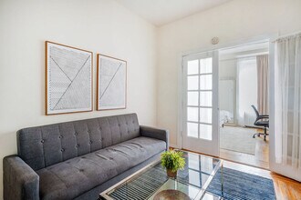 211 E 14th St in New York, NY - Building Photo - Building Photo