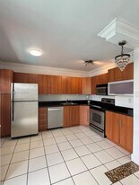 820 Salzedo St in Coral Gables, FL - Building Photo
