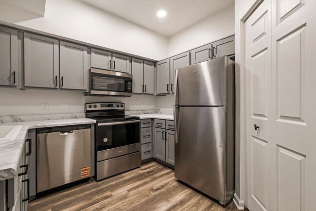 Sterling Oaks Apartments