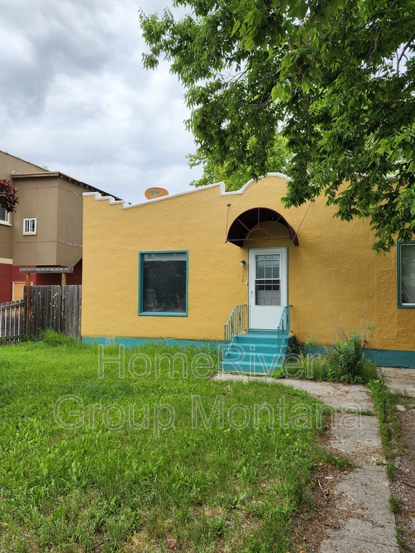 property at 110 South Ave E