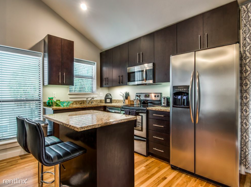 5806 Birchbrook Dr-Unit -# 208 in Dallas, TX - Building Photo