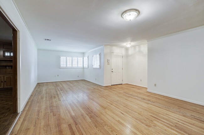 property at 4002 Portsmouth St