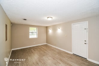 7317 Sharbeth Dr S in Jacksonville, FL - Building Photo - Building Photo