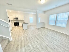 155 Lorcan Ln in Statesville, NC - Building Photo - Building Photo