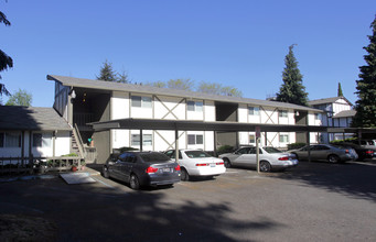 Bayswater Apartments in Tacoma, WA - Building Photo - Building Photo