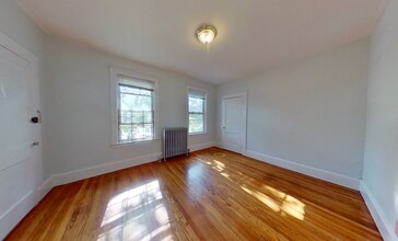 1789 Commonwealth Ave, Unit 3 in Boston, MA - Foto de edificio - Building Photo