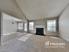 7684 Pond View Ln in Lithonia, GA - Building Photo - Building Photo