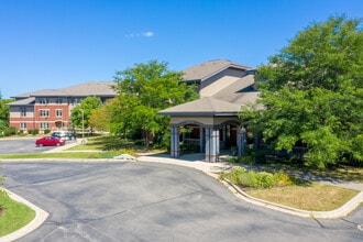 Prairie Park Senior Apartments in Madison, WI - Foto de edificio - Building Photo