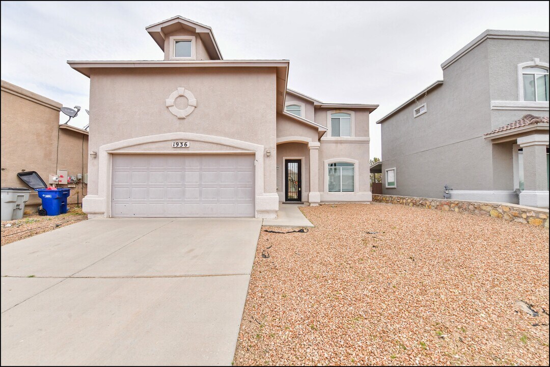 1936 Shreya St in El Paso, TX - Building Photo