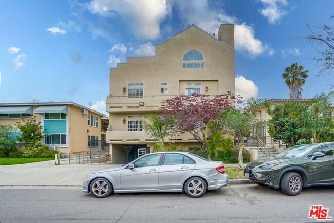 1034 S Shenandoah St in Los Angeles, CA - Building Photo - Building Photo