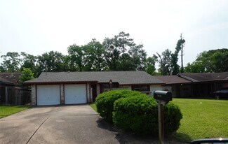 10642 Wolbrook St in Houston, TX - Building Photo