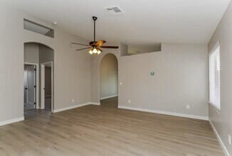 232 N Merrill Rd in Mesa, AZ - Building Photo - Building Photo