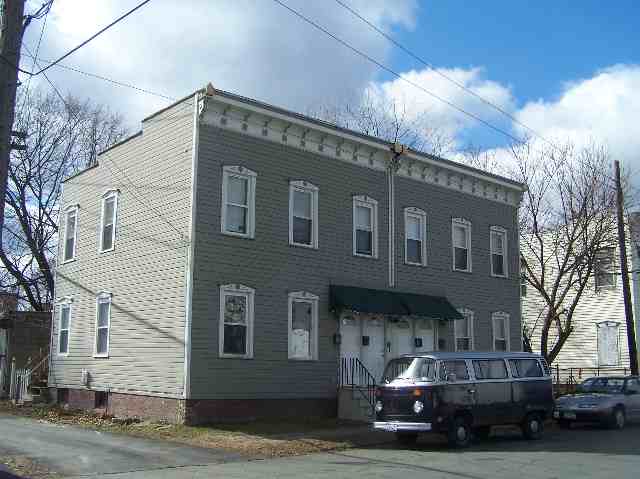 24 110th St in Troy, NY - Building Photo - Building Photo