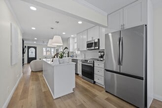 111 Rosslyn Ave in Columbus, OH - Building Photo - Building Photo