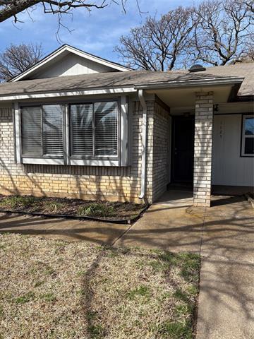 1125 Highpoint Rd in Bedford, TX - Building Photo - Building Photo