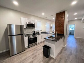 44 Henry St in New Haven, CT - Building Photo - Building Photo