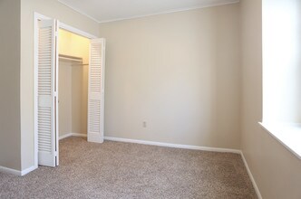 Deer Wood in Lufkin, TX - Building Photo - Interior Photo