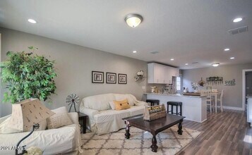 5707 S 12th Ln in Phoenix, AZ - Building Photo - Building Photo