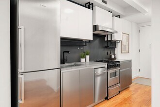 123 Melrose St in Brooklyn, NY - Foto de edificio - Building Photo