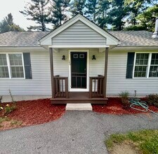 148 Frost Rd in Tyngsboro, MA - Building Photo - Building Photo