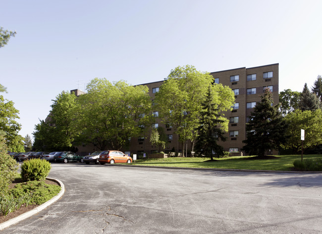 Trinity House in Berwyn, PA - Building Photo - Building Photo