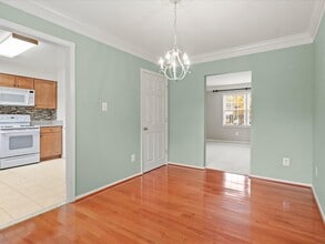 8403 Thompson Rd in Annandale, VA - Building Photo - Building Photo