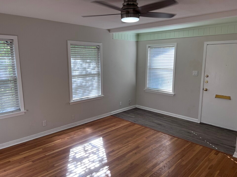 1009A Bonham Terrace, Unit A in Austin, TX - Foto de edificio