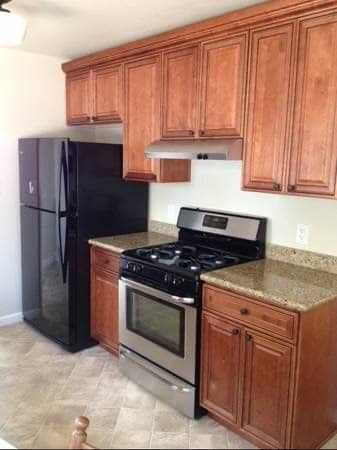 1195 Santa Ana St, Unit Duplex in San Lorenzo, CA - Building Photo - Building Photo