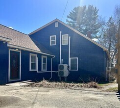 337 ME-133 in Winthrop, ME - Building Photo - Building Photo