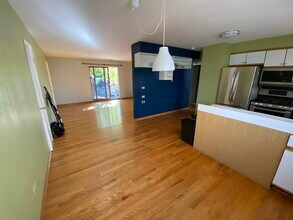 2600 West Walton Street, Unit 2S in Chicago, IL - Building Photo - Building Photo