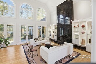 115 Cross Roads Ct in Atlanta, GA - Building Photo - Building Photo