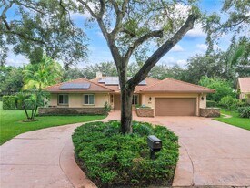8931 NW 55th Pl in Coral Springs, FL - Building Photo