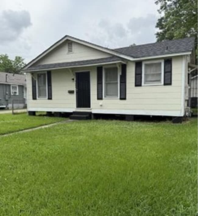 property at 4242 Gurney St