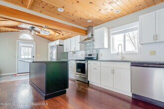 53 Stay Rd in Saugerties, NY - Building Photo - Building Photo