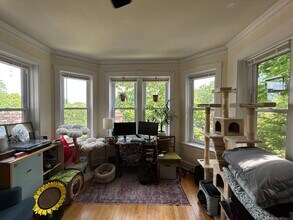 2555 W Eastwood Ave in Chicago, IL - Building Photo - Building Photo