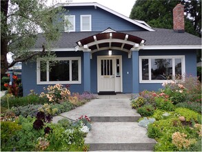 617 Capitola Ave in Capitola, CA - Building Photo - Building Photo