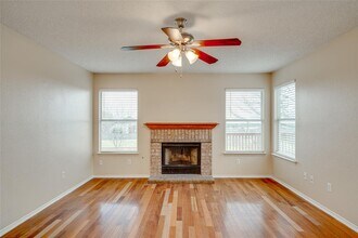 3807 Eagles Nest St in Round Rock, TX - Building Photo - Building Photo