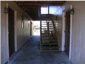 Hidden Lake Apartments in North Charleston, SC - Building Photo - Building Photo