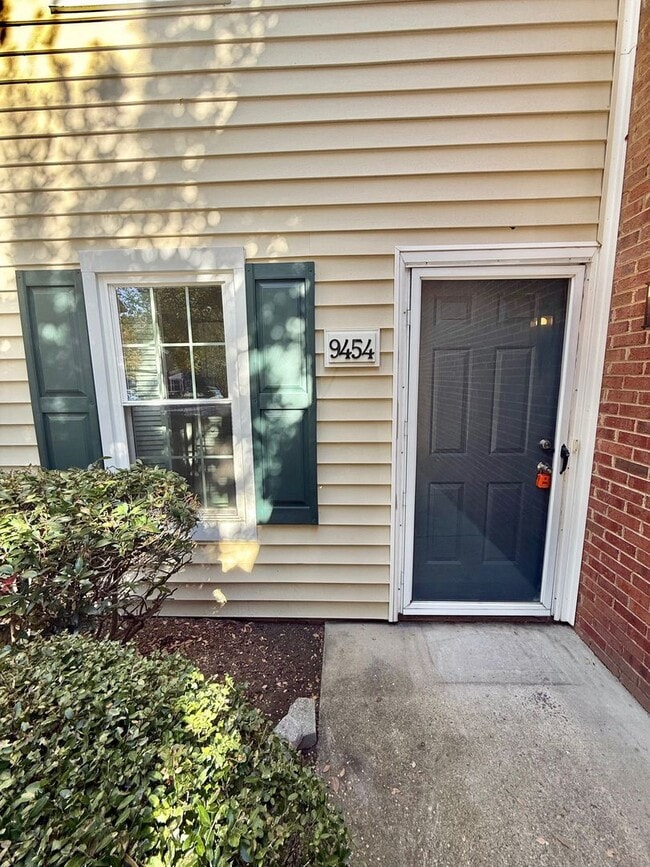 9454 S Vicksburg Park Ct in Charlotte, NC - Building Photo - Building Photo
