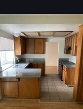 6744 N Warren Ave in Fresno, CA - Building Photo - Building Photo