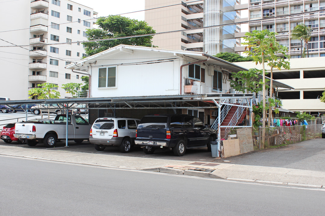 522 Lauiki St in Honolulu, HI - Building Photo