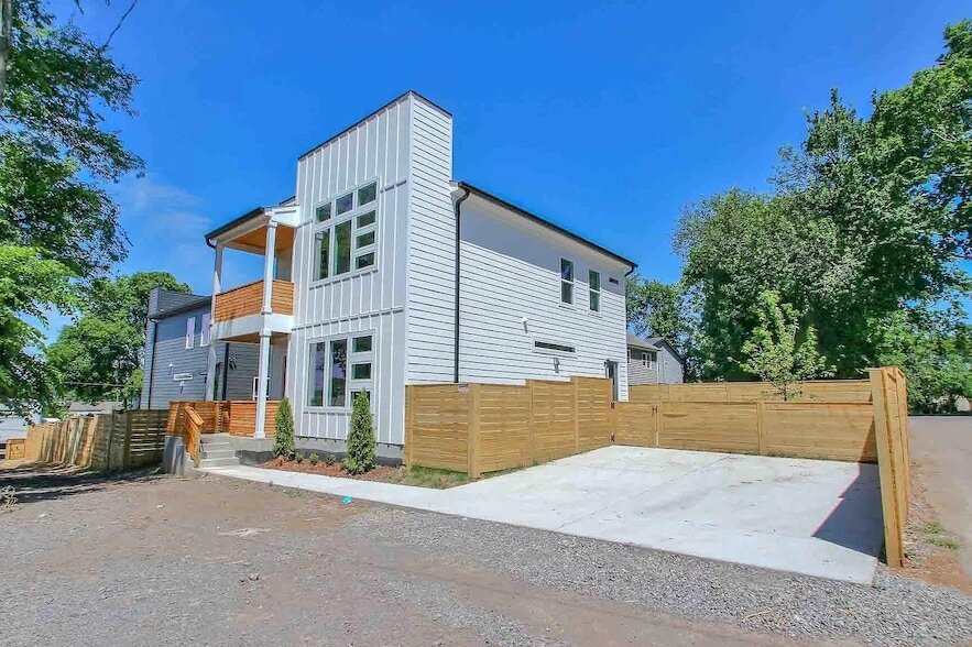 1808 16th Ave N in Nashville, TN - Building Photo