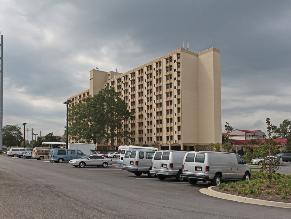 Peabody Apartments in Augusta, GA - Building Photo