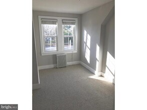 902 Hughes Dr in Hamilton Township, NJ - Building Photo - Building Photo