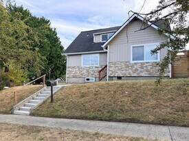 504 S 59th St in Tacoma, WA - Building Photo