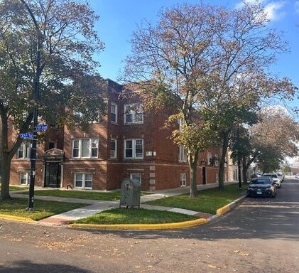5105 W 21st St in Cicero, IL - Building Photo