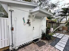 3045 Flagler Ave in Key West, FL - Building Photo