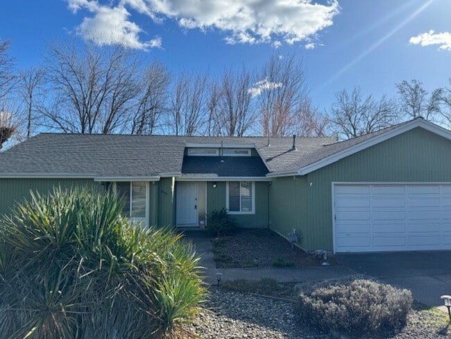 property at 2442 Siskiyou Blvd