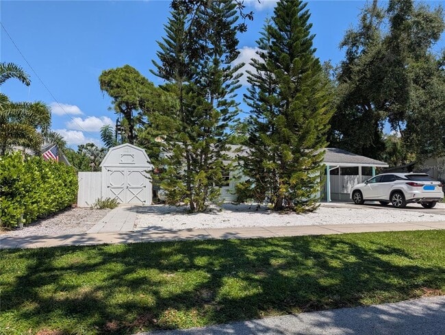 2431 Prospect St in Sarasota, FL - Building Photo - Building Photo